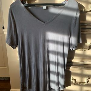 Old Navy grey top